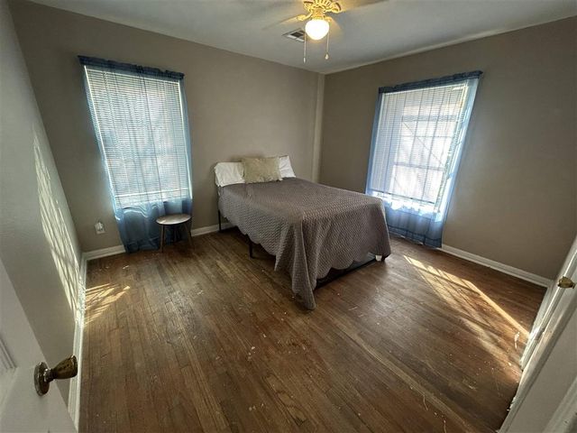 516 W Lyons St Street, Sulphur, LA 70663