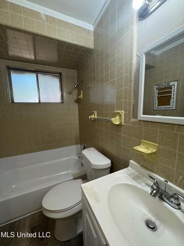 227 Queen Anne Lane, Jackson, MS 39209