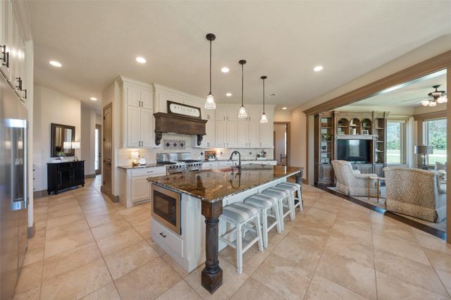 40 Stewart Road, New Waverly, TX 77358