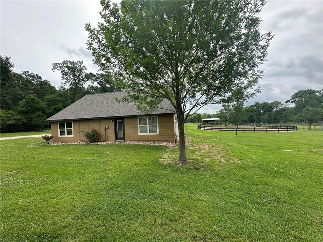 40 Stewart Road, New Waverly, TX 77358
