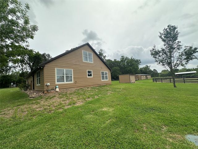 40 Stewart Road, New Waverly, TX 77358