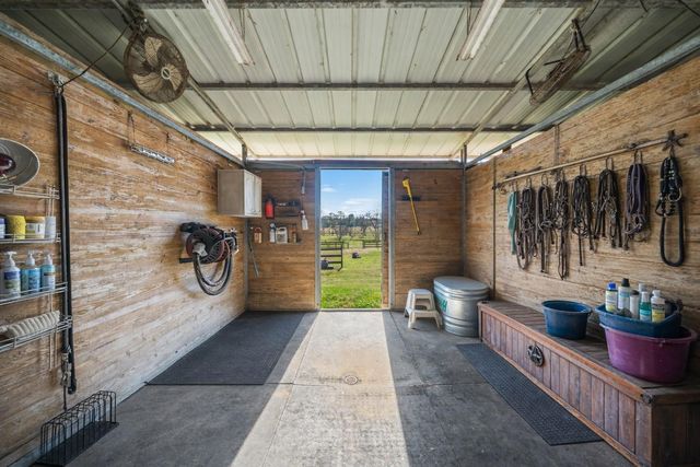 40 Stewart Road, New Waverly, TX 77358