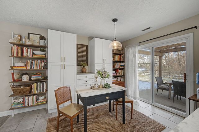 1038 Lexington Farms Dr, Spring Hill, TN 37174