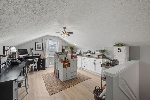 1038 Lexington Farms Dr, Spring Hill, TN 37174