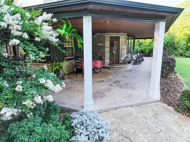 1301 E Rock Creek Road, Tuttle, OK 73089