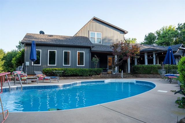 1301 E Rock Creek Road, Tuttle, OK 73089