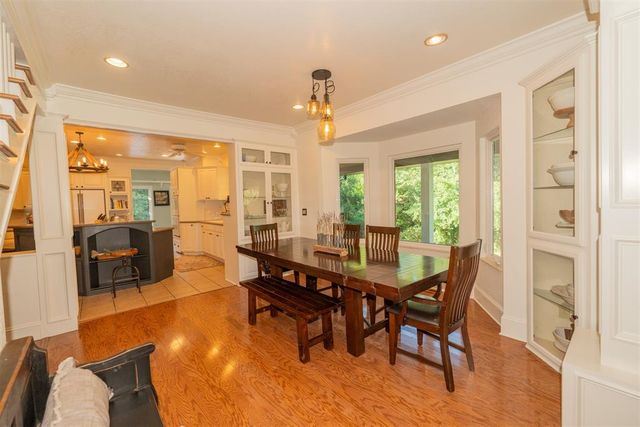 1301 E Rock Creek Road, Tuttle, OK 73089
