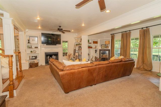 1301 E Rock Creek Road, Tuttle, OK 73089