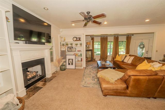 1301 E Rock Creek Road, Tuttle, OK 73089