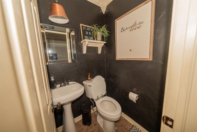 1301 E Rock Creek Road, Tuttle, OK 73089