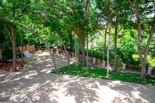 2415 Amberleaf Court, Cedar Hill, TX 75104