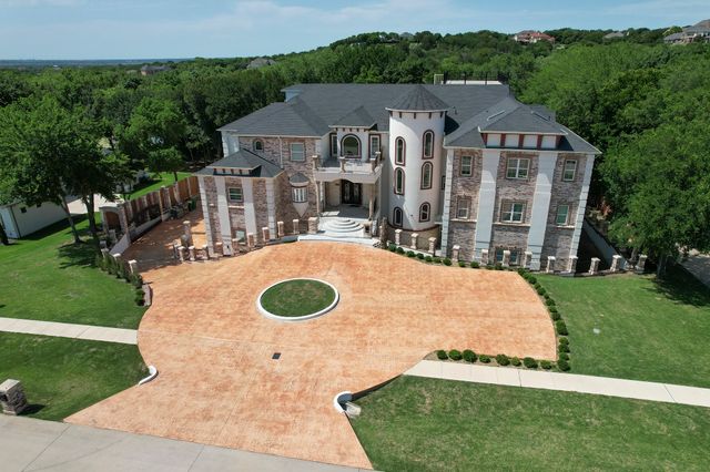 2415 Amberleaf Court, Cedar Hill, TX 75104