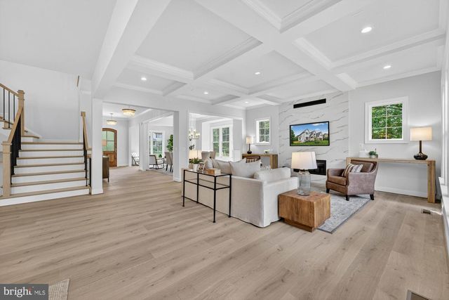 1314 MACBETH ST, Mclean, VA 22102