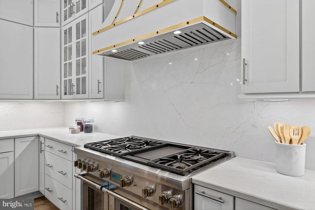 1314 MACBETH ST, Mclean, VA 22102