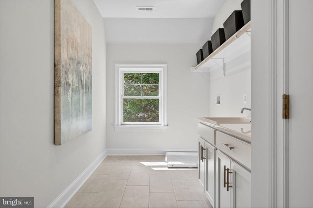 1314 MACBETH ST, Mclean, VA 22102