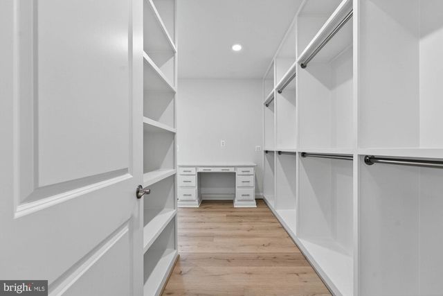 1314 MACBETH ST, Mclean, VA 22102