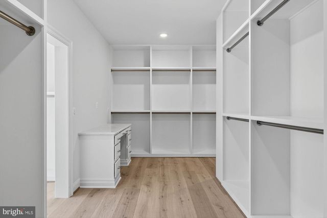 1314 MACBETH ST, Mclean, VA 22102