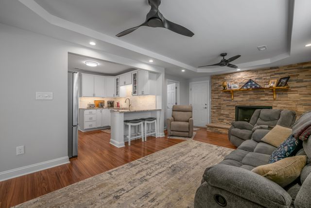 1824 Russell Cave Road, Lexington, KY 40505