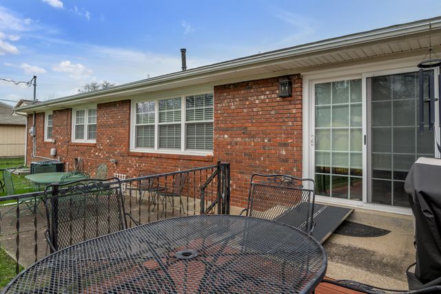 1824 Russell Cave Road, Lexington, KY 40505