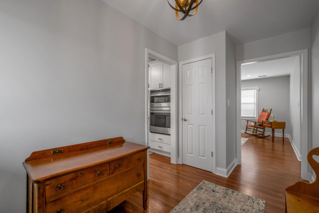 1824 Russell Cave Road, Lexington, KY 40505