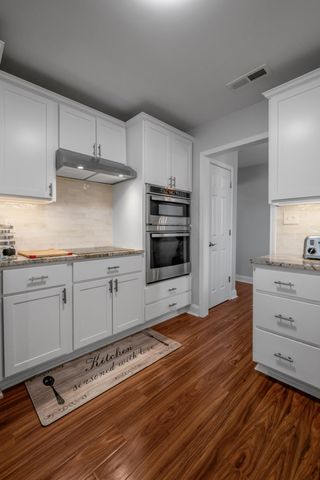 1824 Russell Cave Road, Lexington, KY 40505