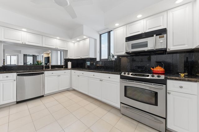 3420 S Ocean Boulevard 9t, Highland Beach, FL 33487