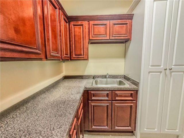 530 Highland Station Drive 2001, Suwanee, GA 30024