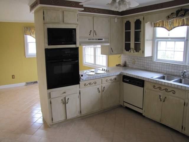 805 S Oak Street, Seneca, SC 29678