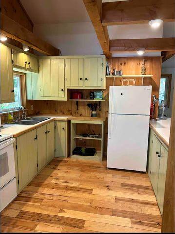 60 W Shore Road, New Hampton, NH 03256