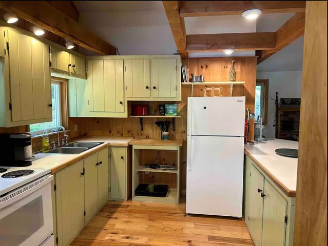 60 W Shore Road, New Hampton, NH 03256