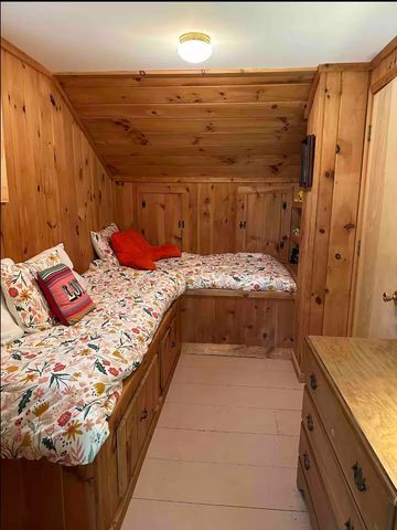 60 W Shore Road, New Hampton, NH 03256