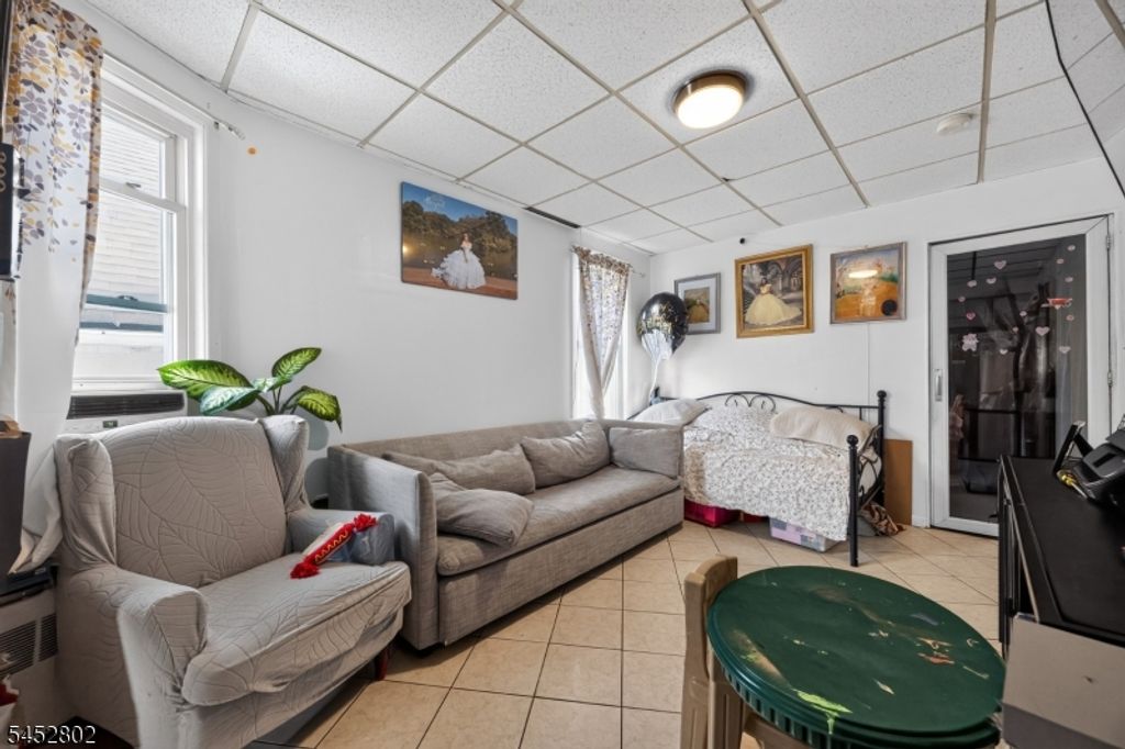 128 Ackerman Ave 2, Clifton City, NJ 07011 — photo 2