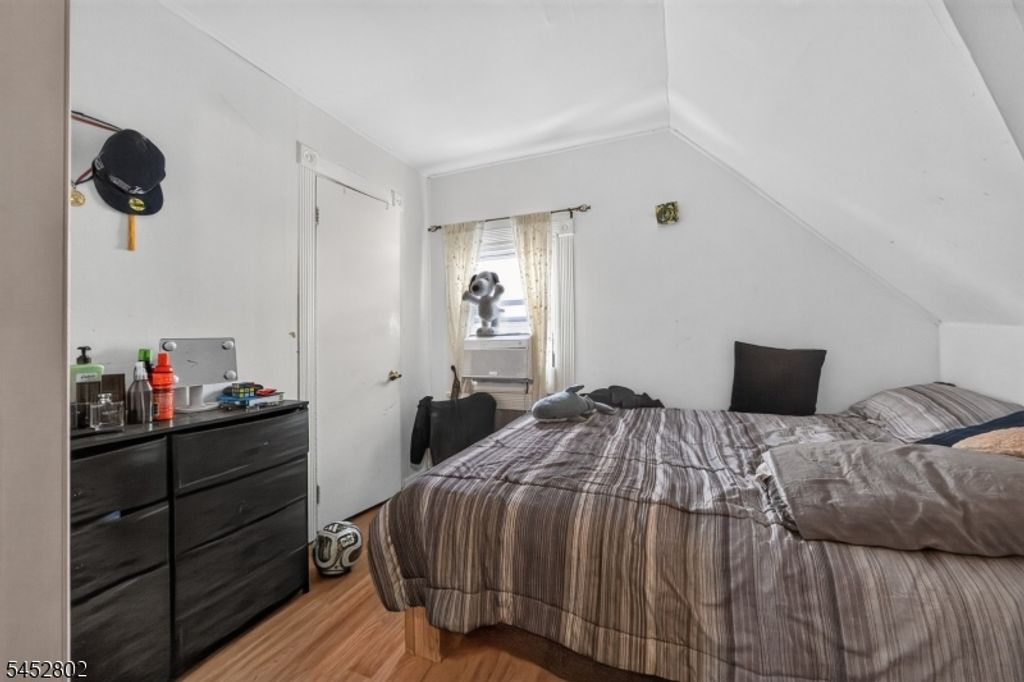 128 Ackerman Ave 2, Clifton City, NJ 07011 — photo 4