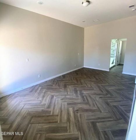 6008 Ashwood Street, Santa Teresa, NM 88008