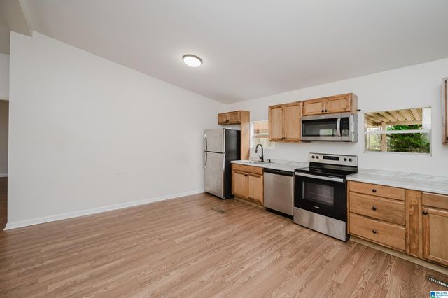 94 PROSPERITY LANE, Warrior, AL 35180