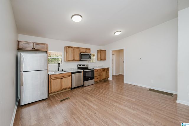 94 PROSPERITY LANE, Warrior, AL 35180