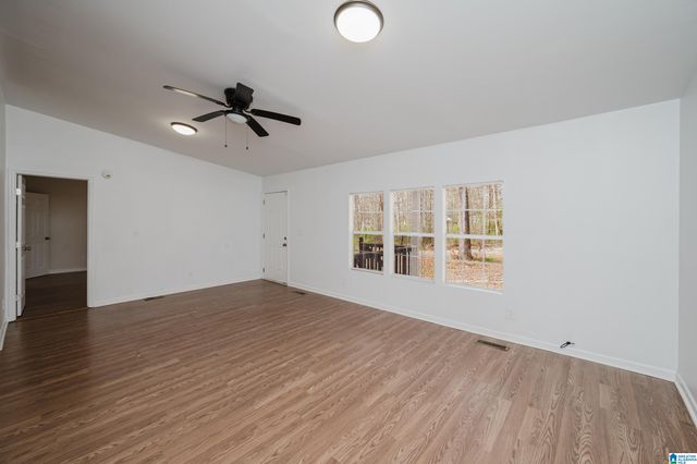 94 PROSPERITY LANE, Warrior, AL 35180