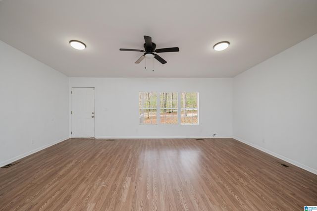 94 PROSPERITY LANE, Warrior, AL 35180