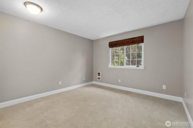 4909 38th Street NE, Tacoma, WA 98422