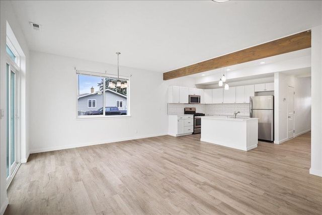 10811 E Mission Ave, Spokane Valley, WA 99216