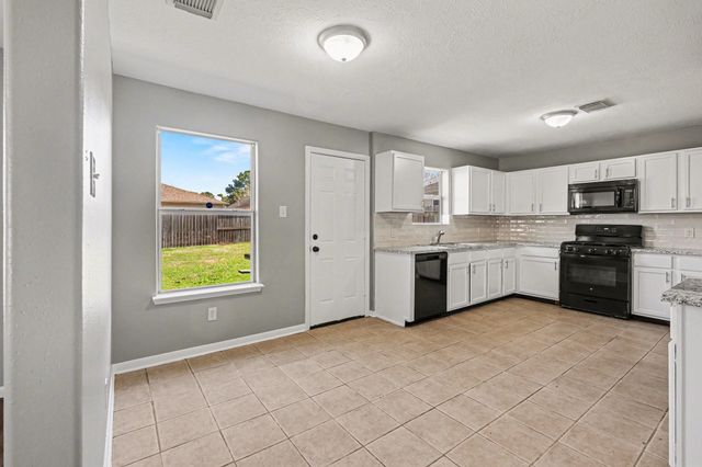 22034 Willow Shade Lane, Tomball, TX 77375