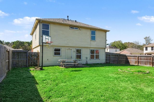 22034 Willow Shade Lane, Tomball, TX 77375