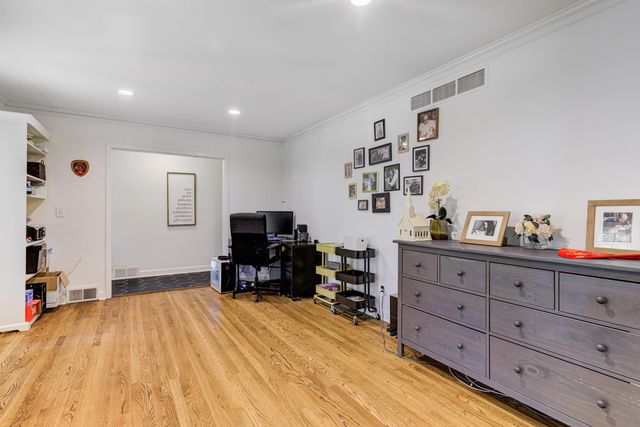 8929 ROCKY POINT RD, Memphis, TN 38018