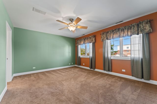 5533 LINCOLN Avenue, Morton Grove, IL 60053