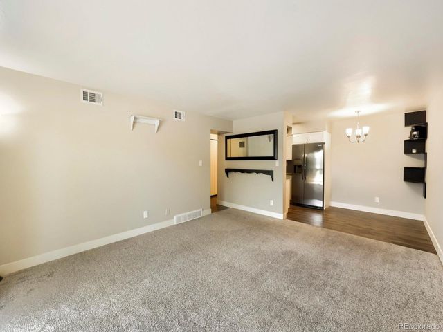 190 E Highline Cir 202, Centennial, CO 80122