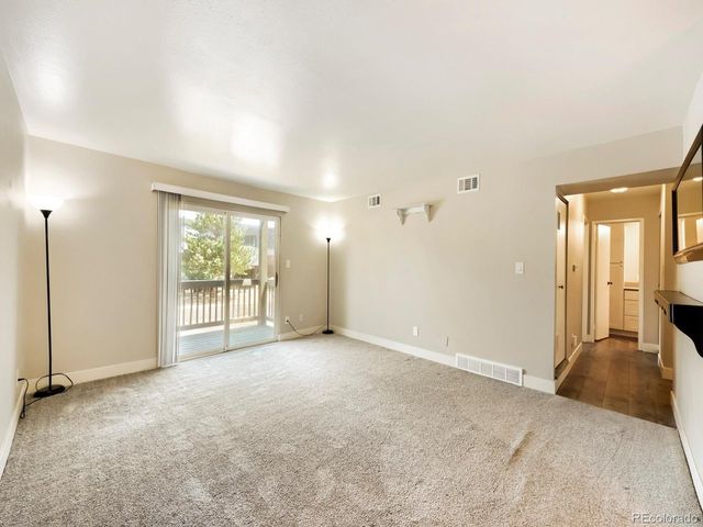 190 E Highline Cir 202, Centennial, CO 80122