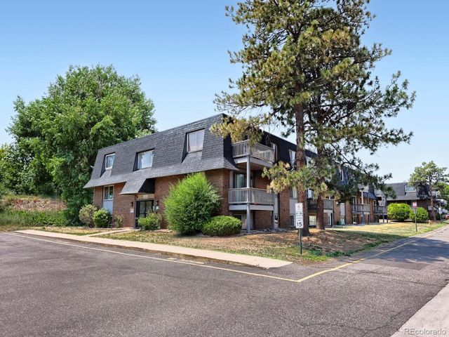190 E Highline Cir 202, Centennial, CO 80122