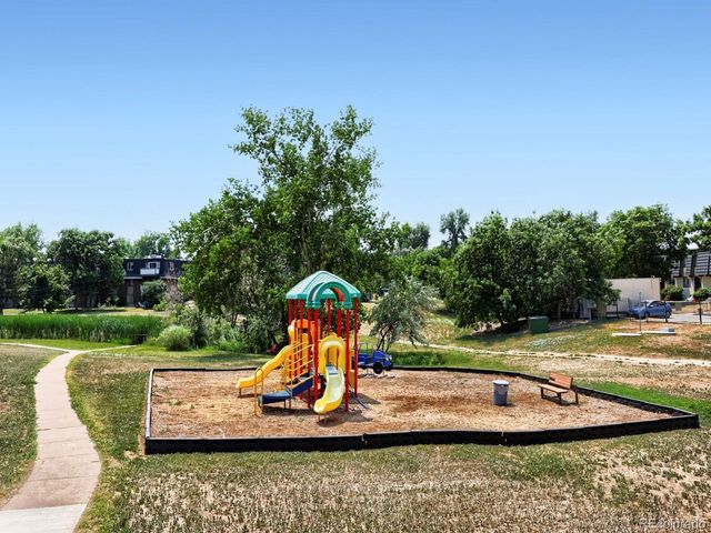 190 E Highline Cir 202, Centennial, CO 80122
