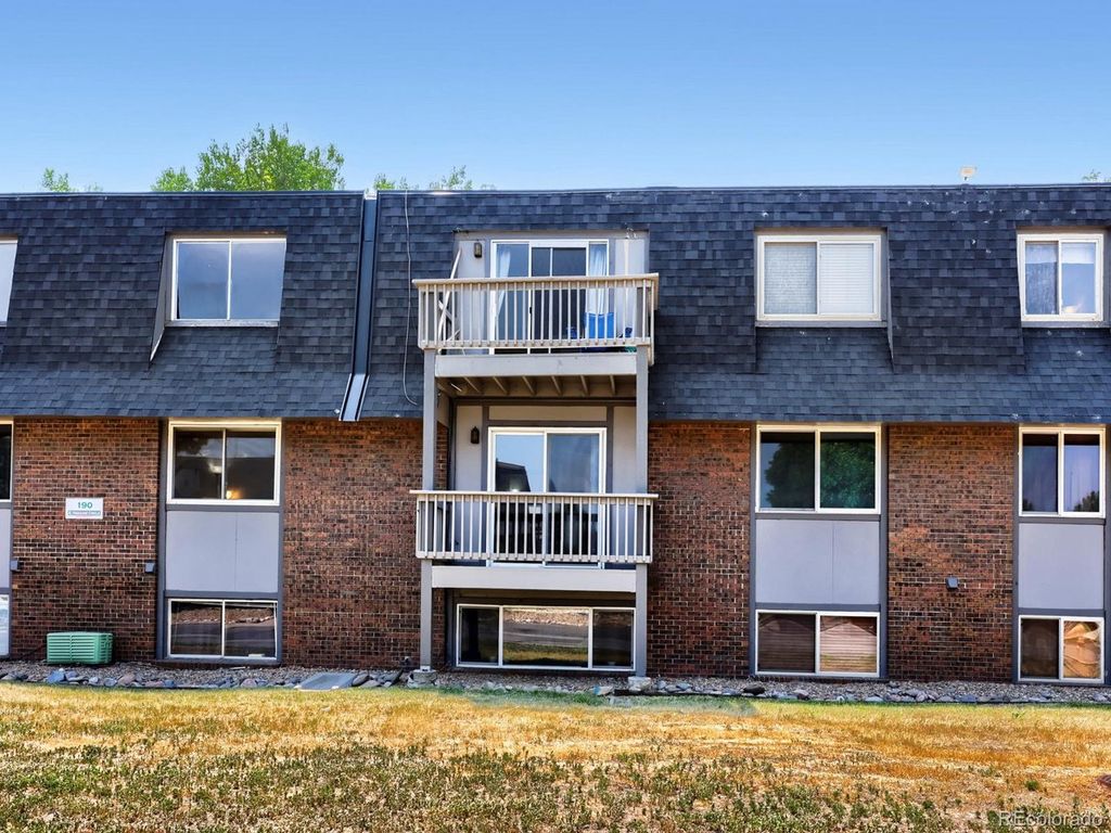 190 E Highline Cir 202, Centennial, CO 80122
