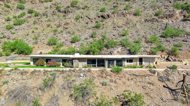 7040 N INVERGORDON Road, Paradise Valley, AZ 85253